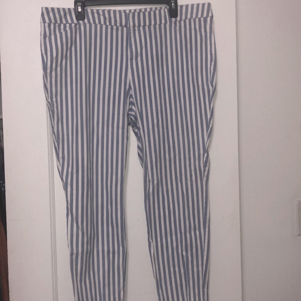 Plus size slim pixie ankle pants